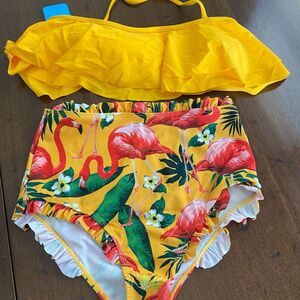 Swimsuit Two Piece Bikini Set Size Medium Yellow Flamingos Print Layer Ruffled